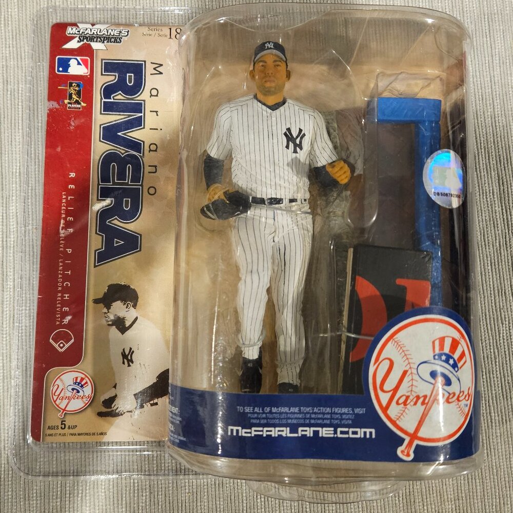 2007 McFarlane New York Yankees Mariano Rivera Figure Sealed (Series 18)